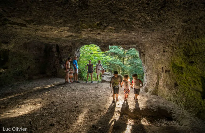 les Grottes de Couteaux